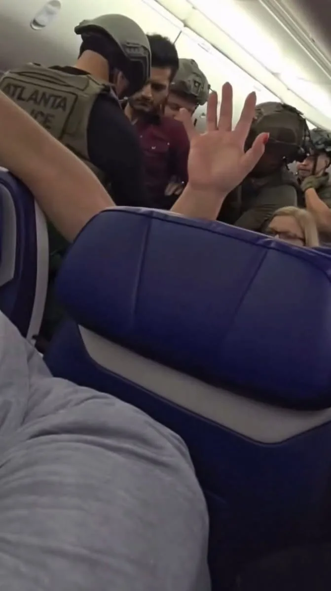 Máy bay Southwest Airlines hạ cánh khẩn cấp xuống Atlanta vì bị đe dọa đánh bom