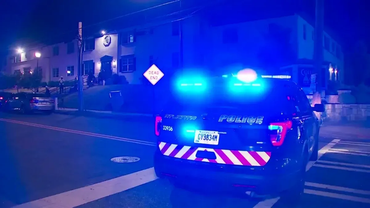 🔥 Nổ súng vào lính cứu hỏa tại Atlanta — nghi phạm đầu hàng sau căng thẳng ngắn