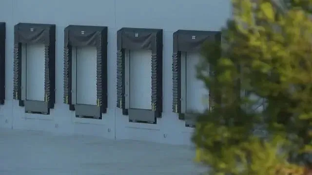 Social Circle công bố tài liệu: Kế hoạch 38 tỷ USD của DHS có mega trung tâm giam giữ ICE